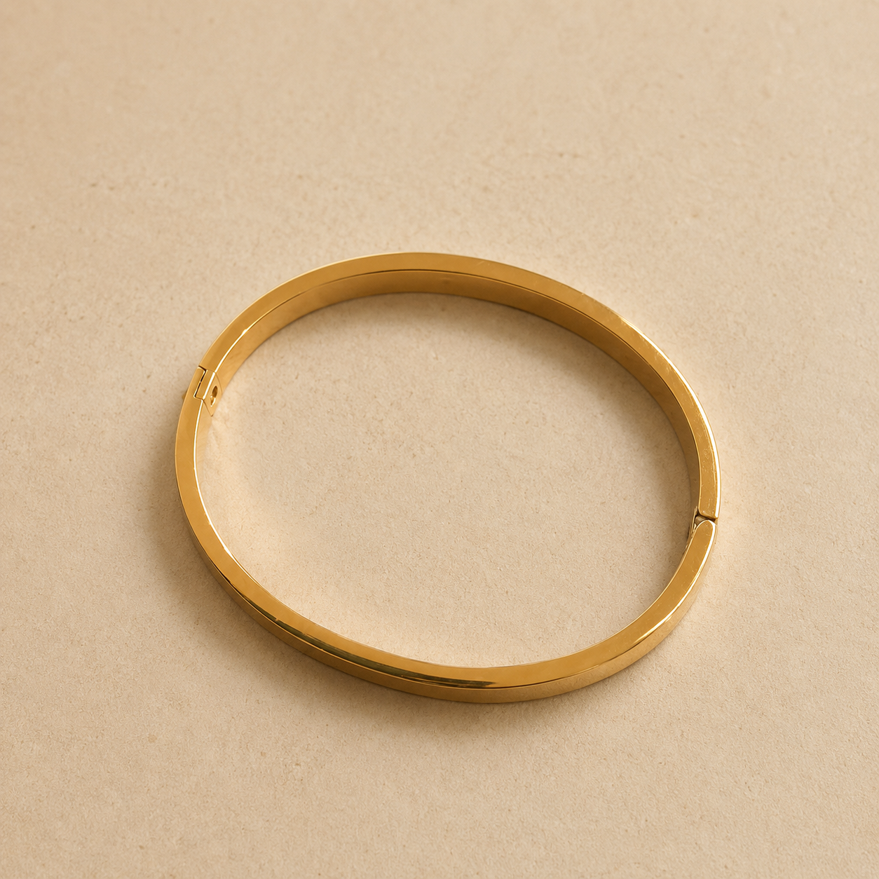 Stainless steel cuff bangle
